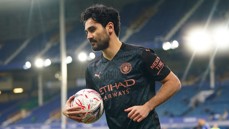 Gundogan félicite l'équipe et De Bruyne
