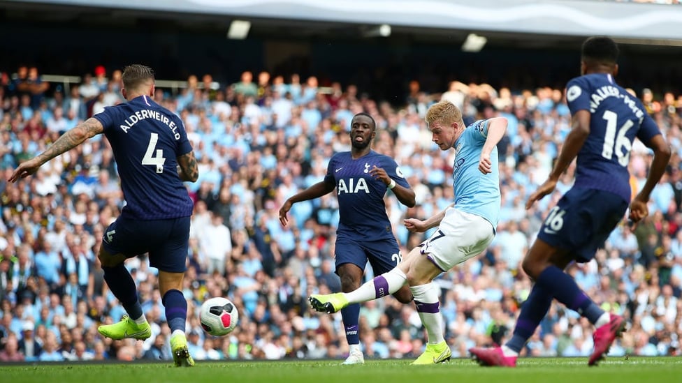 PROBING : Kevin de Bruyne looks for City's third.