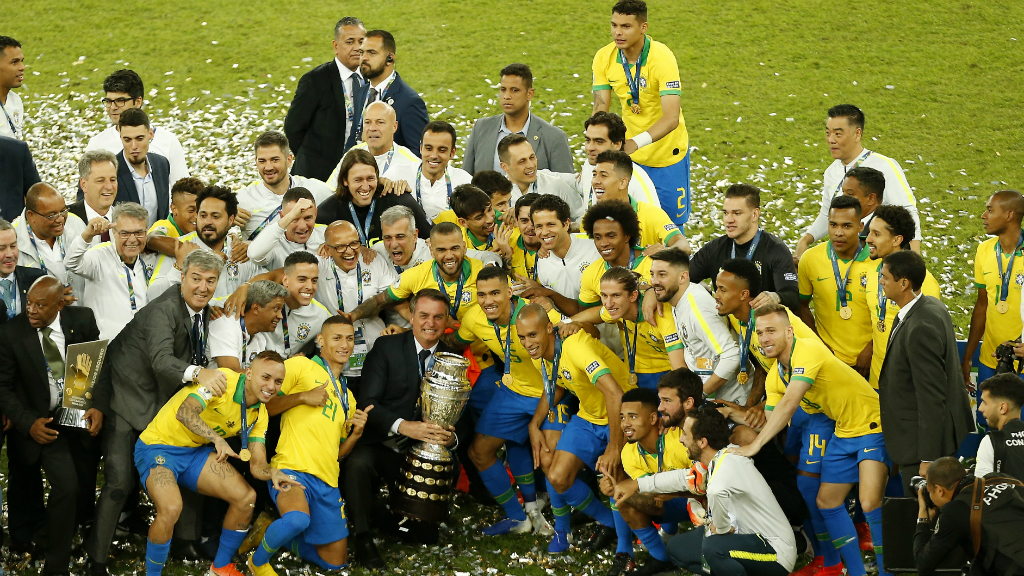 CAMPEÕES : Brazil celebrate winning the 2019 Copa America