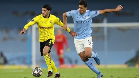 Dickov heaps praise on team player Rodrigo