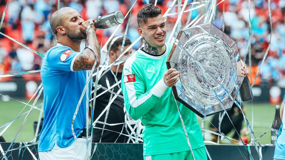 SILVER SURFER : Holding the Community Shield aloft