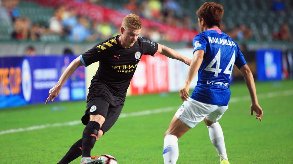 SO SWEET : KDB looks to nutmeg the defender