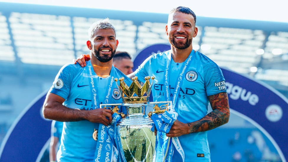 A PREMIER LEAGUE ABOVE : A second title success