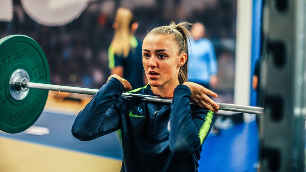 WEIGHTING TIME : Strength and conditioning for Georgia Stanway