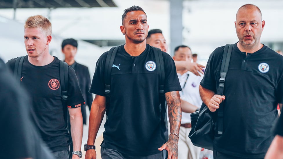 FOCUS : Kevin De Bruyne, Danilo and Rodolfo Borrell.