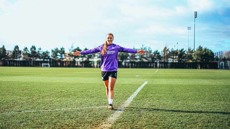 AT ARMS LENGTH : Jess Park was full of smiles at Saturday's training session