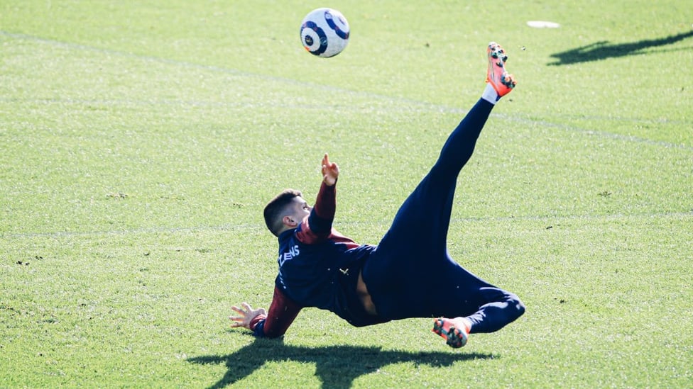 JOAO CANCEL-OVERHEAD KICK: Some acrobatics from full back