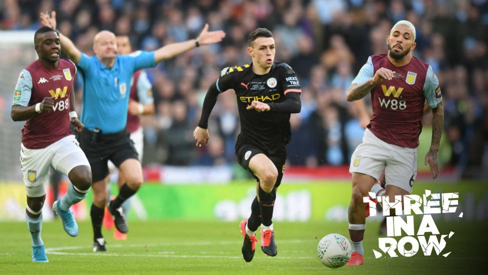 El mejor del partido. : Phil Foden movió los hilos desde el centro del campo.