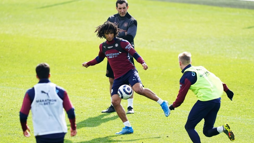 AKETION SHOT: Nathan Ake spreads the play