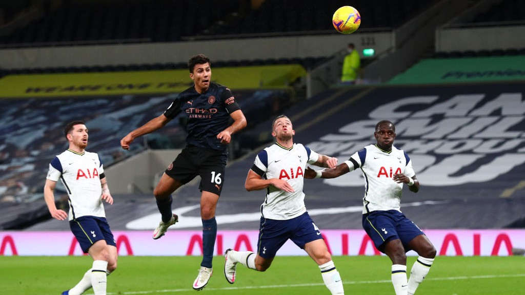 
                        City suffer defeat at Spurs
                