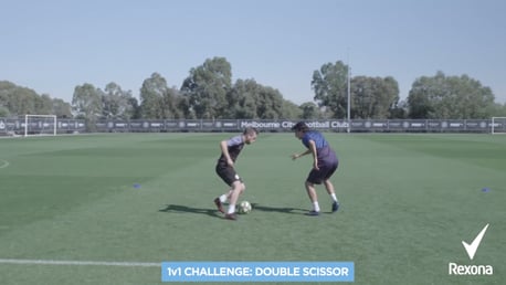 1v1 challenge 3: The double scissor