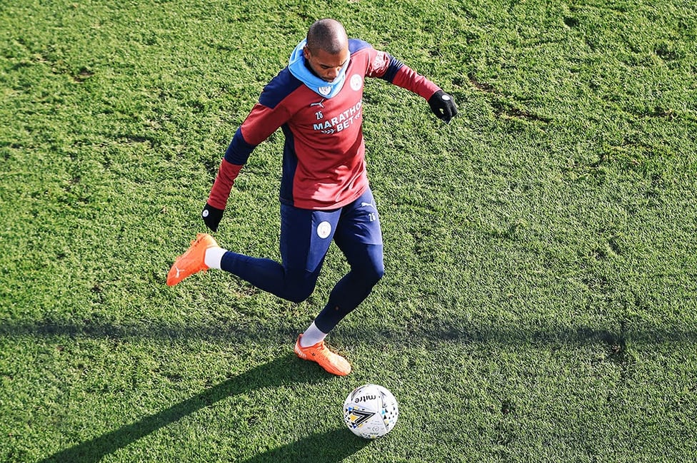 MORE BRAZILIAN MAGIC : Fernandinho, fresh from his superb Carabao Cup semi-final strike against United!