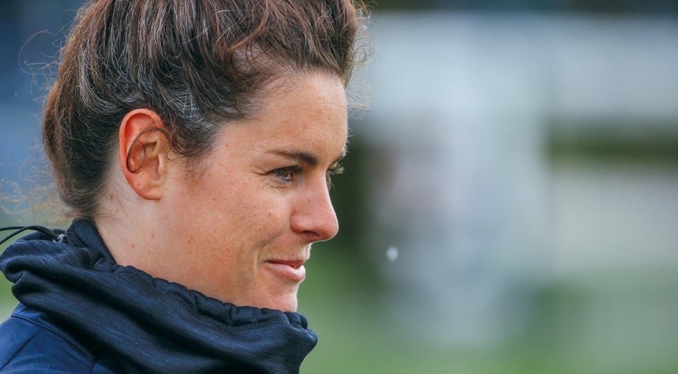 FOCUS TIME : Jen Beattie eyes up the next training drill