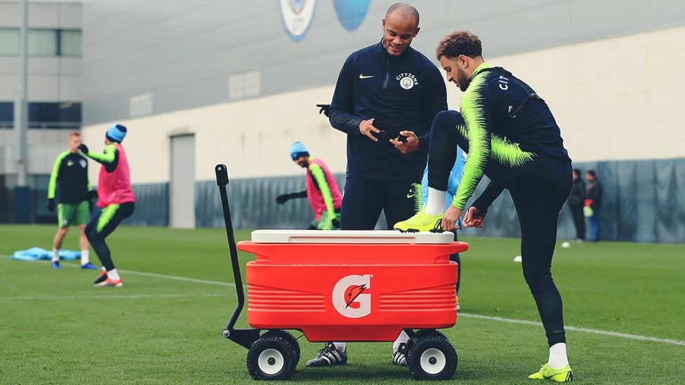 LACE UP : Getting ready for the session.