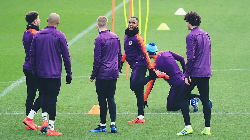 THIGH TIME : Raheem in stretching mode