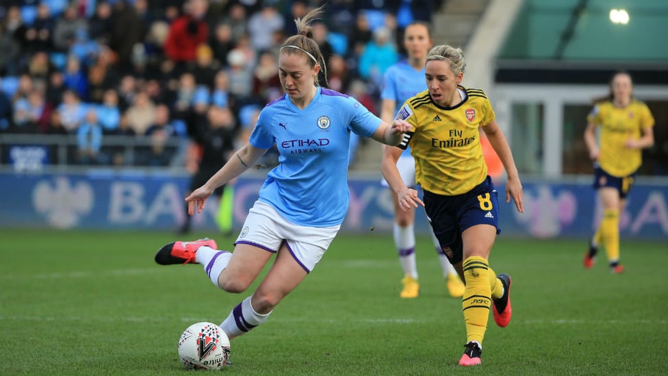 SPREAD THE PLAY : Keira Walsh looks to escape the attentions of Jordan Nobbs