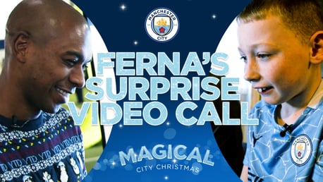 Magical City Christmas: Fernandinho surprises youngster recovering from heart surgery