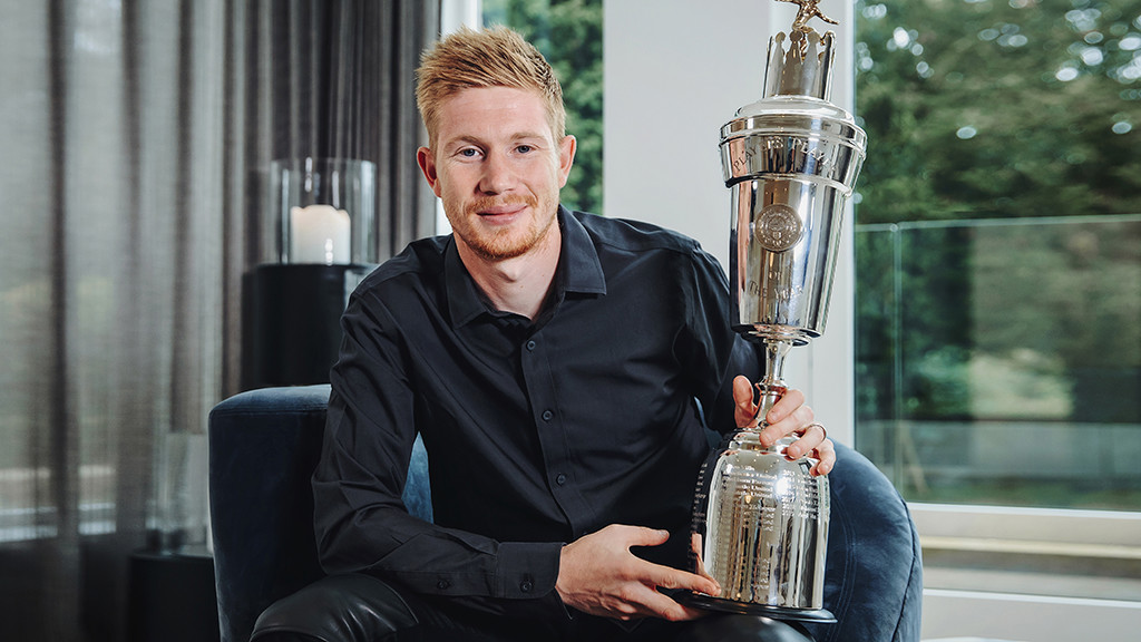 De Bruyne remporte le prix du Joueur de l