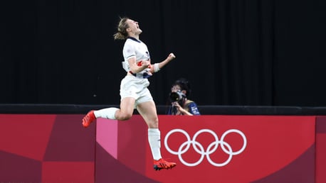 White header sees Team GB into Olympics quarters