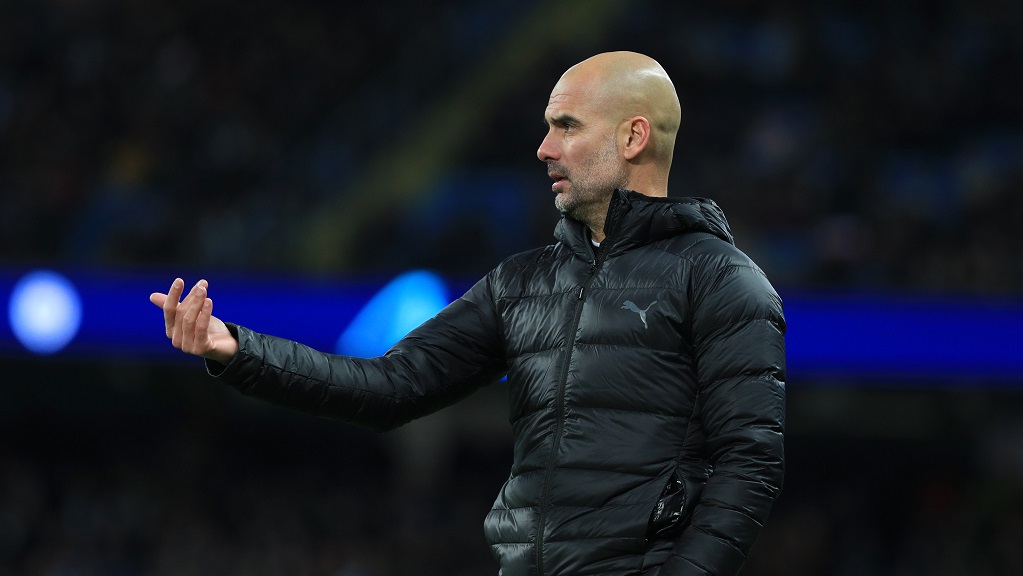 COOL BLUE : Pep directs operations