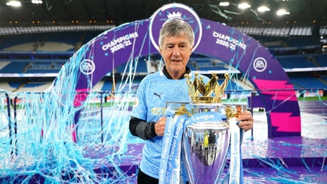 Brian Kidd leaves Manchester City after 12 years