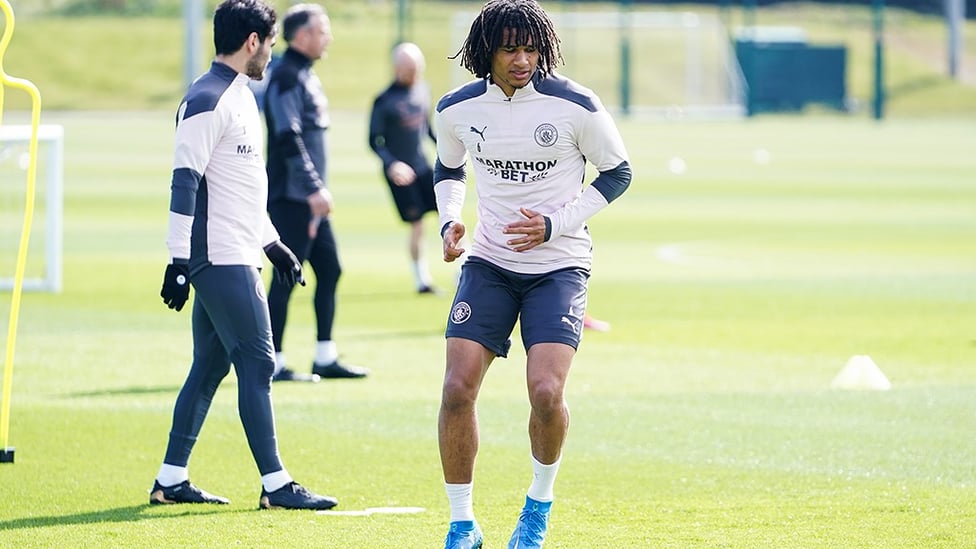 TUESDAY TUNE UP: Nathan Ake puts the work in