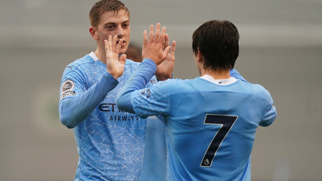 EDS make it three wins from three after edging out ten-man Arsenal