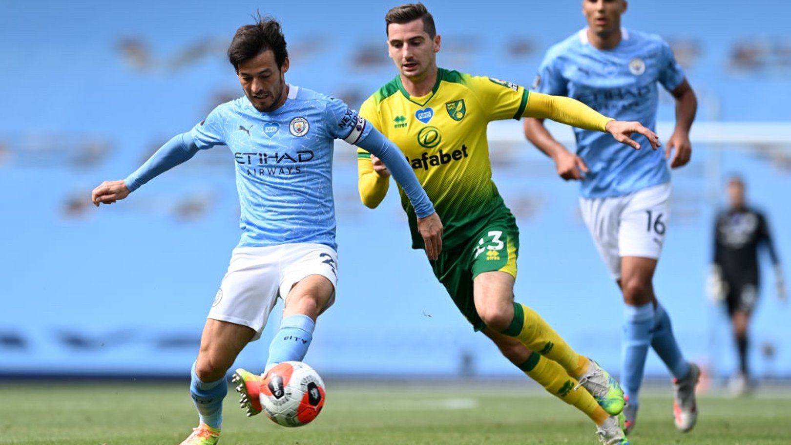 Silva moves into all-time City top 10