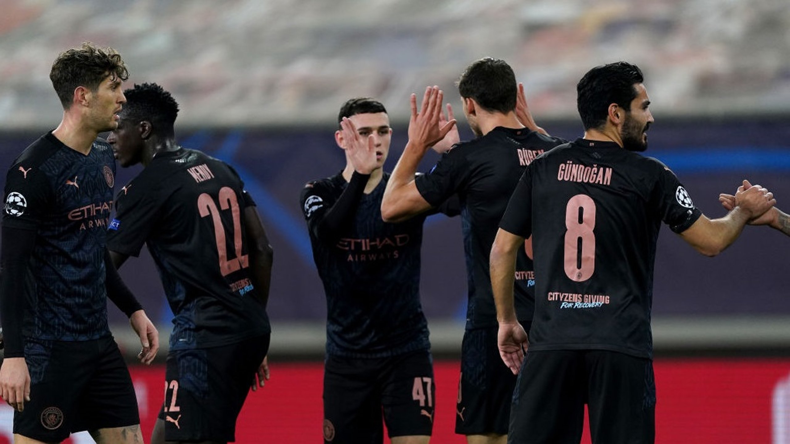 Com gol de Foden, City avança de fase na Liga dos Campeões