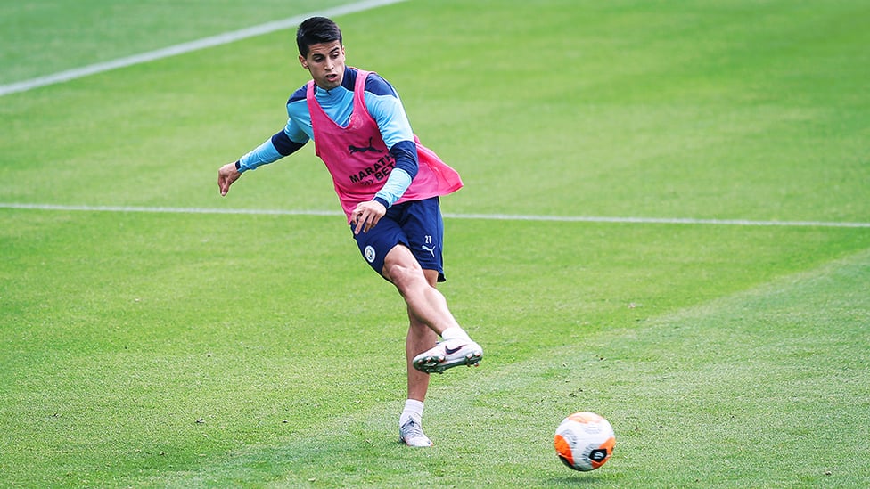 THREADED : Joao Cancelo keeps the ball moving.