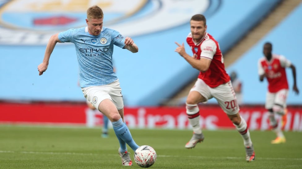 MIDFIELD ENGINE: Kevin De Bruyne drives forward