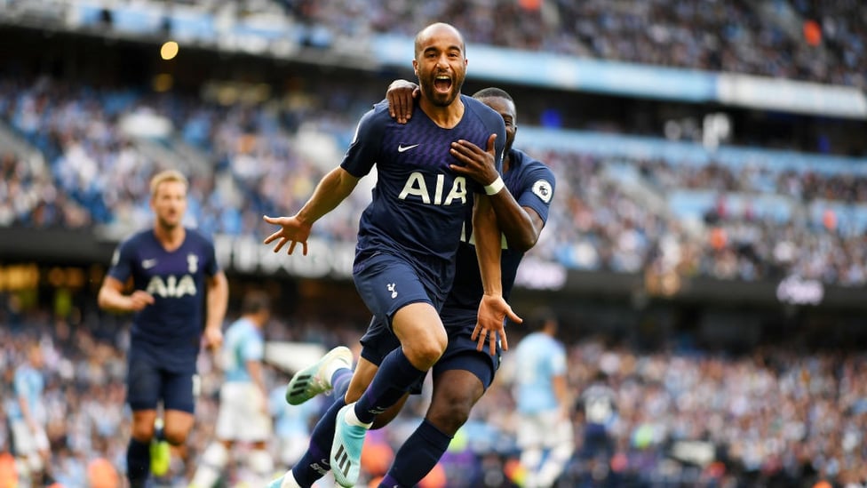 IMPACT : Substitute Lucas Moura heads Spurs level with his first touch.