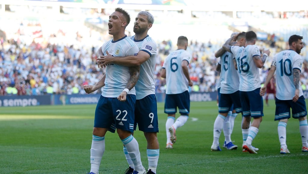 Aguero assist as Argentina set up semi with Brazil