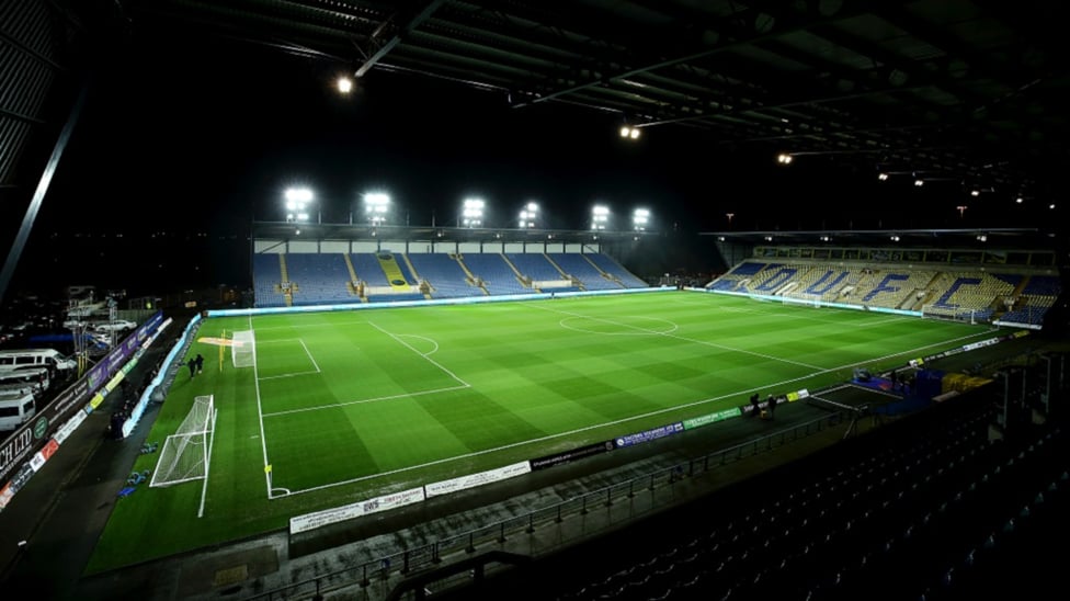 SCENE IS SET : Kassam Stadium pre-match