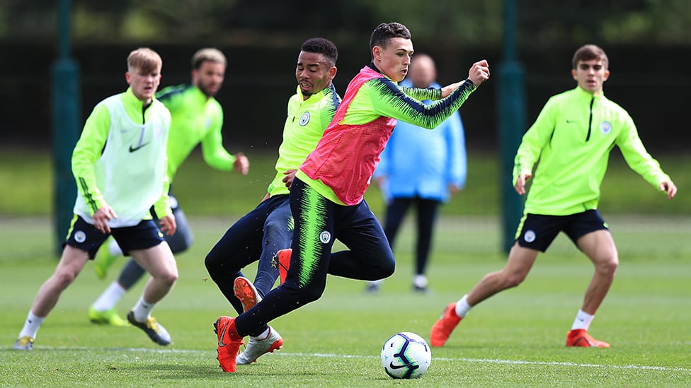 PHIL FODEN : In full flow