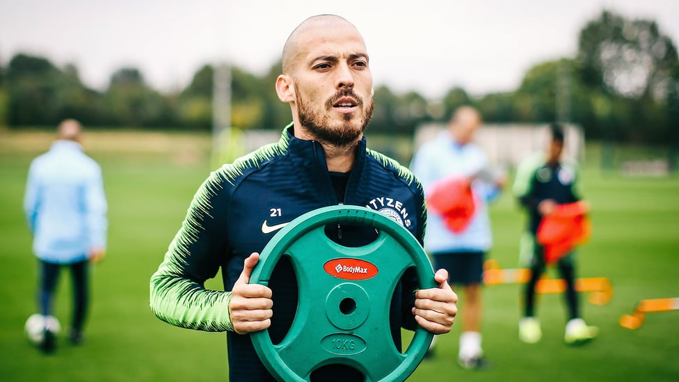 DISC MAN : David Silva in training