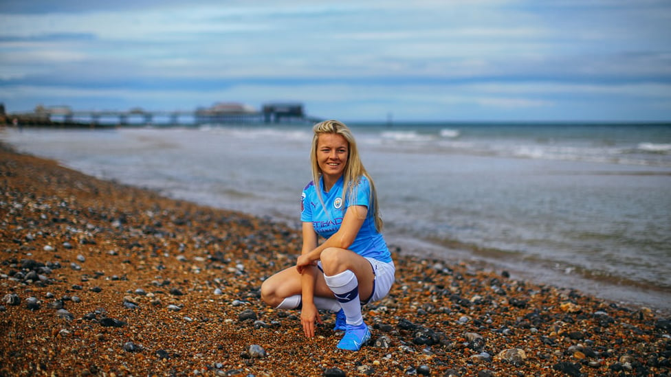 BY THE SEASIDE : Lauren Hemp swaps the football pitch for a beach front.