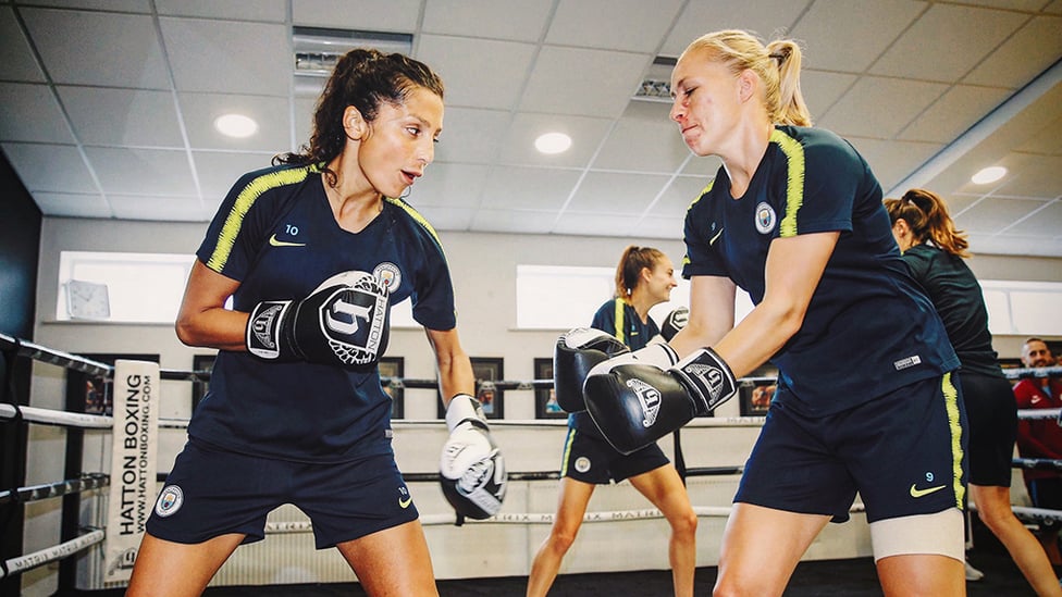 BEAST MODE : Nadia Nadim and Pauline Bremer do battle