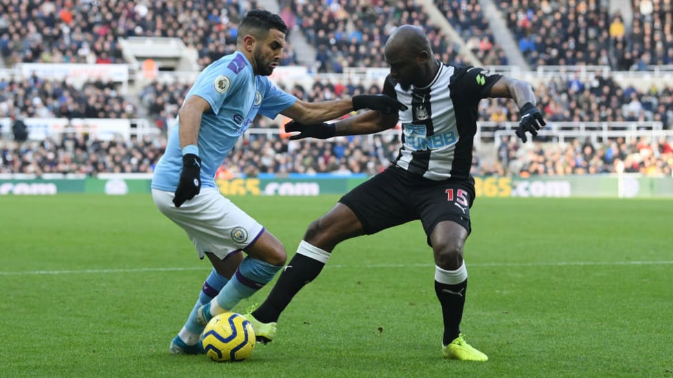 WING PLAY : Mahrez tries to go past Willems