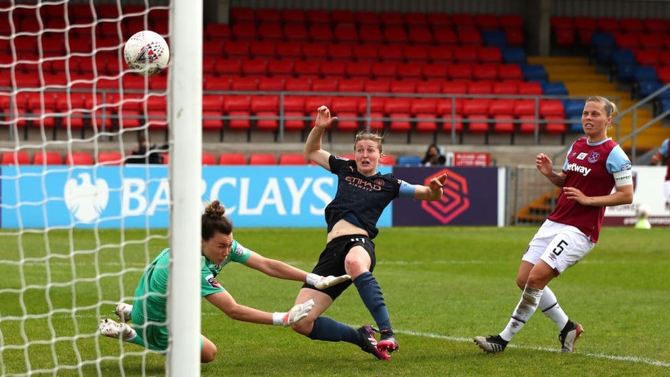 FINALE: Ellen White’s birthday goal sees us beat West Ham 1-0, but isn’t enough to overtake Chelsea at the WSL summit