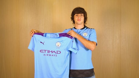 Manchester City sign Pablo Moreno