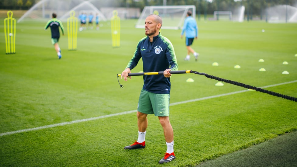 EL MAGO : Strength work for David Silva