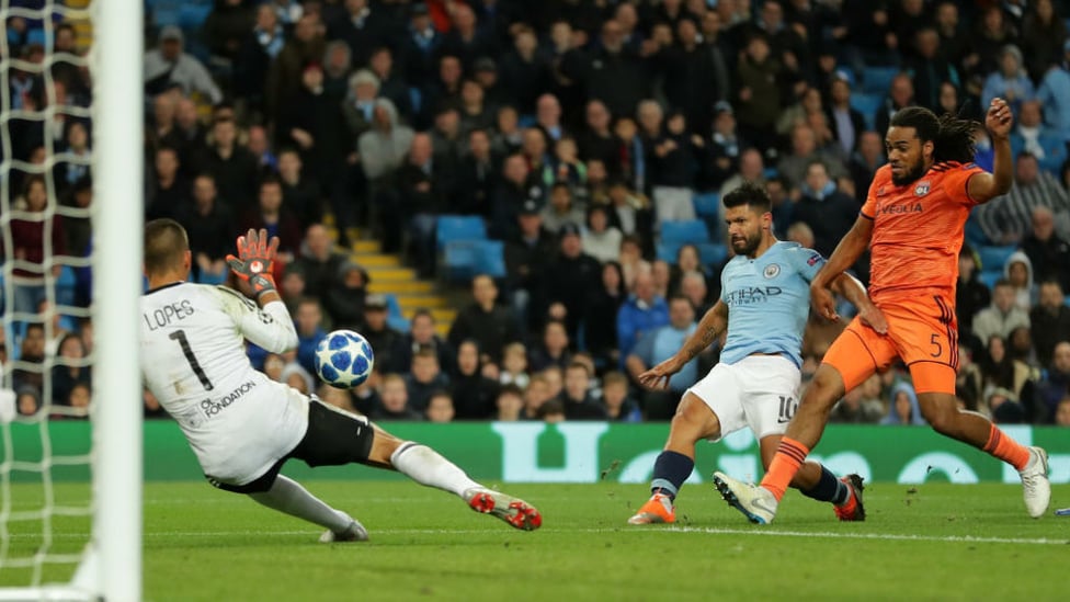 SO CLOSE : Sergio Aguero almost finds the target