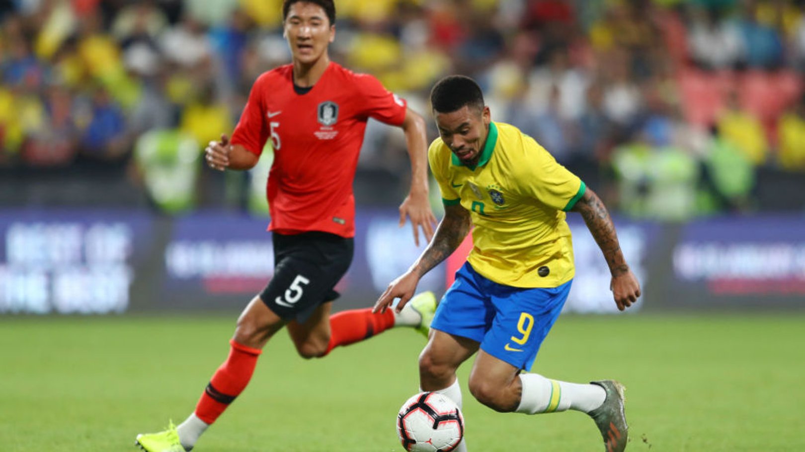 Gabriel Jesus helps Brazil cruise to victory