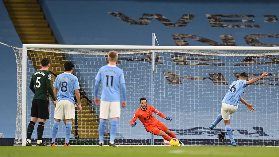 RODRI-GOAL : Rodri opens the scoring from the penalty spot!