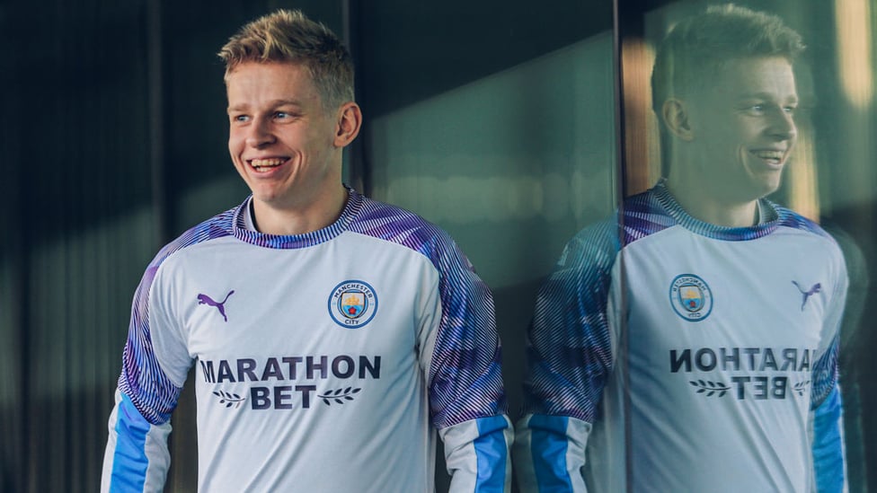 DOUBLE TROUBLE : Zinchenko was all smiles ahead of training.