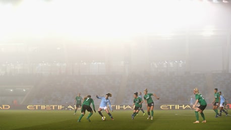 PEA SOUPER: A foggy Academy Stadium