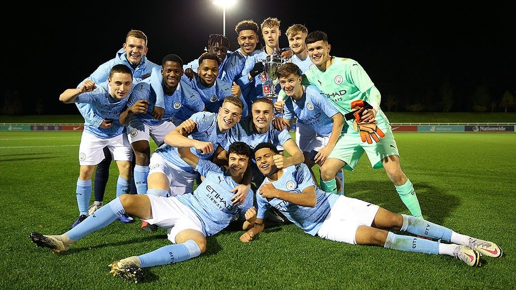 Watch our U18s lift the FA Youth Cup!