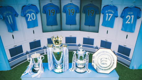 Trophy Tour: Vencedora do passatempo visita o City