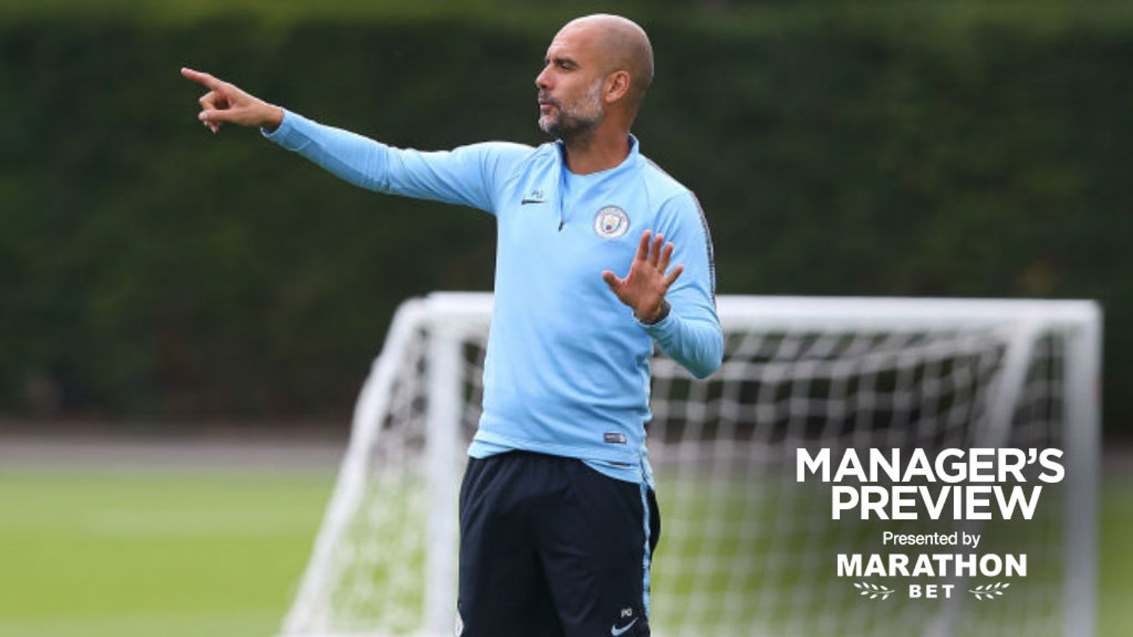 Con Mahrez ante el Chelsea